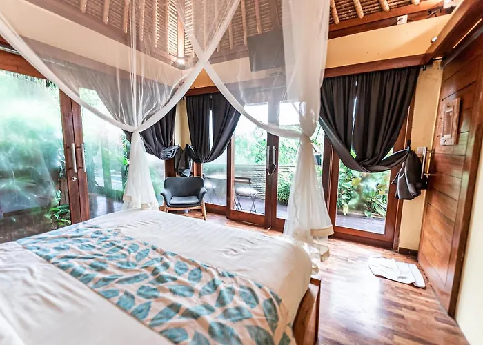 The Pari Sudha Otel 3*
